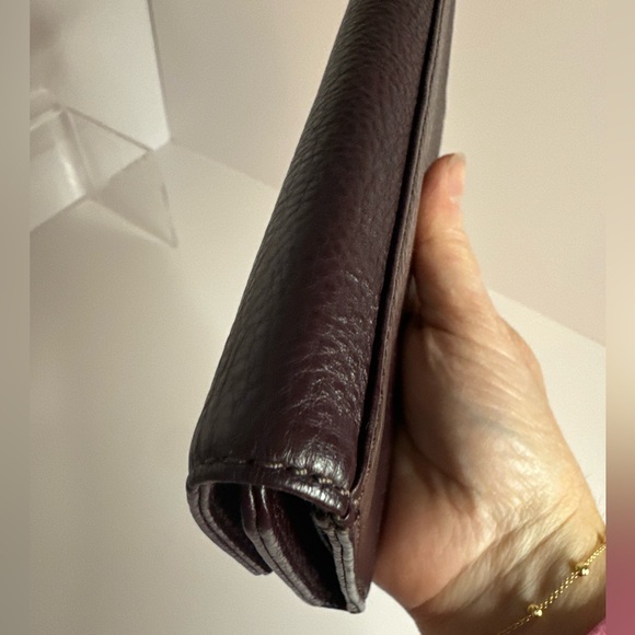 Marc by Marc Jacobs Classic Q Trifold Burgandy Pebbled Leather Long Wallet - Picture 4 of 12